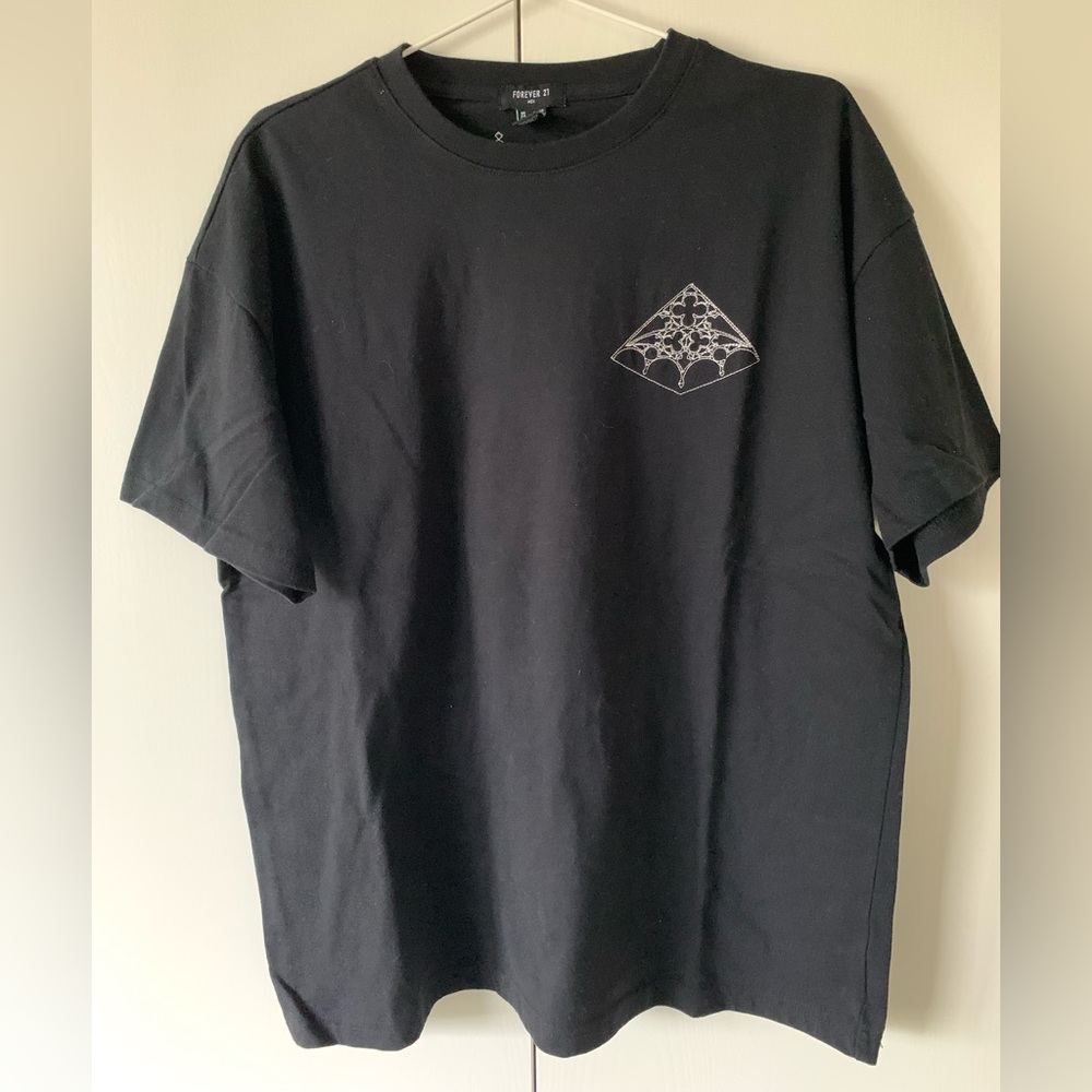 FOREVER 21 “Castle Core” Oversized T-Shirt
